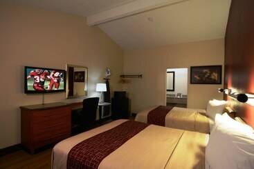 هتل Red Roof Inn San Dimas  Fairplex