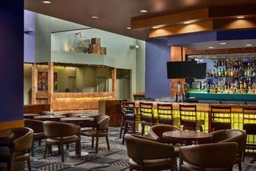 Royal Hotel West Edmonton, Trademark Collection By Wyndham
