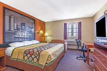 Отель Super 8 By Wyndham New Orleans