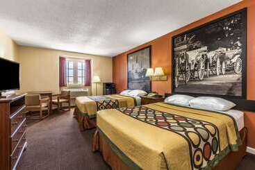 Отель Super 8 By Wyndham New Orleans