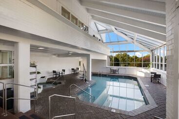 The Inn At Apple Valley, Ascend Hotel Collection