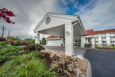 The Inn At Apple Valley, Ascend Hotel Collection