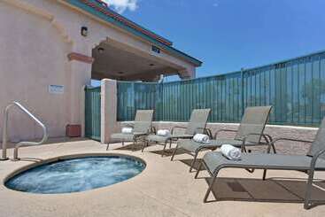 מוטל Super 8 By Wyndham Tucson Downtown Convention Center