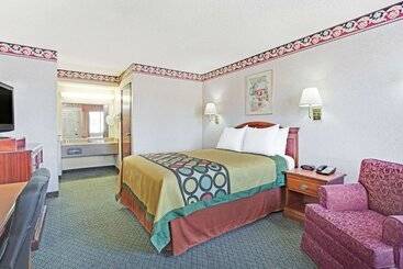 מוטל Super 8 By Wyndham Tucson Downtown Convention Center