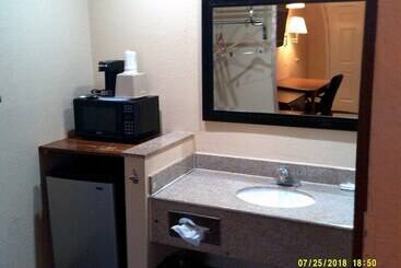 מוטל Super 8 By Wyndham Tucson Downtown Convention Center