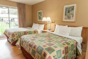 Okanagan Seasons Resort
