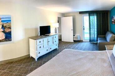 Riverview Resort