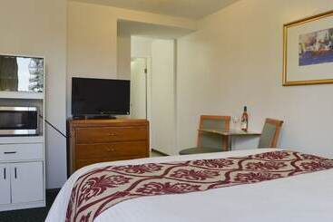 Valley Star Motel