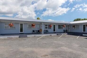 Cleveland Thermal Motel