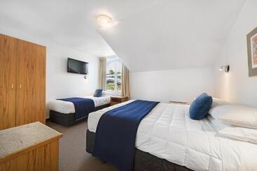 هتل Amity Serviced Apartments