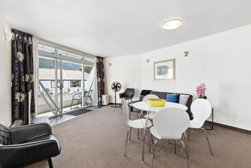 هتل Amity Serviced Apartments