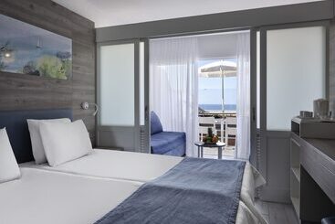 Отель Atlantica Sungarden Beach