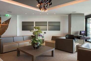 Best Western Premier Hotel Beaulac