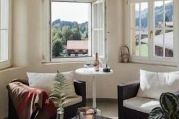 هتل Budget Rooms Gstaad