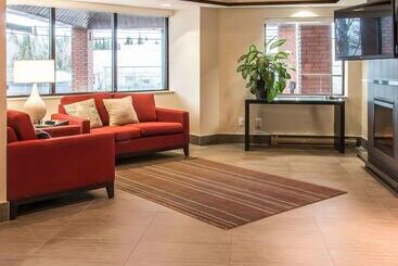 هتل Comfort Inn