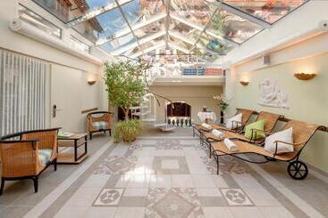 هتل Eden Wellness