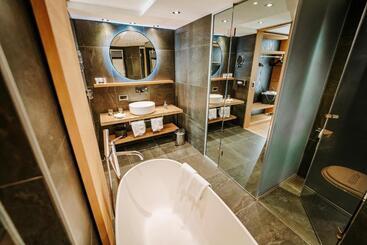 هتل Eden Wellness