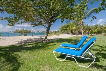 هتل Lance Aux Epines Cottages