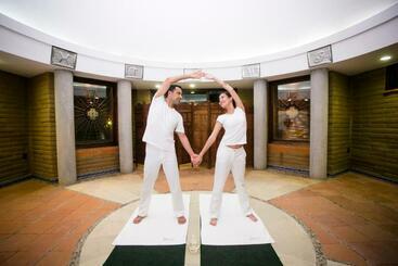هتل Los Olivos Spa