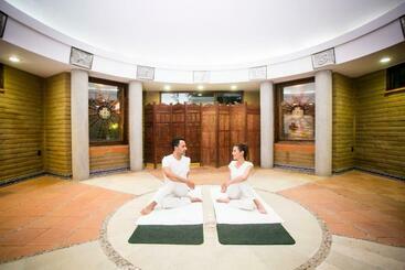 هتل Los Olivos Spa