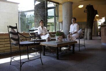 هتل Los Olivos Spa