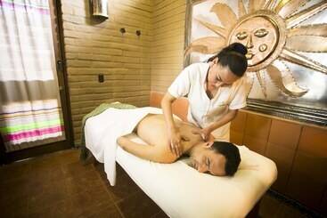 هتل Los Olivos Spa