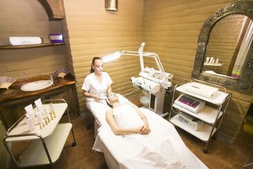هتل Los Olivos Spa