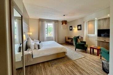 Protea Hotel By Marriott Windhoek Furstenhof