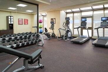 هتل Towneplace Suites By Marriott Windsor