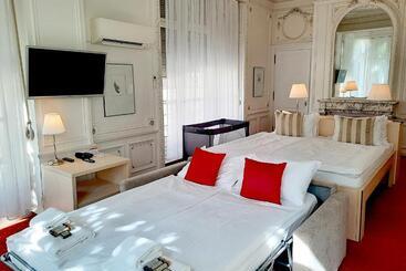 هتل Villa Toscane