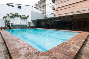 Arzo Hotel Manila