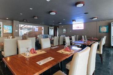 Arzo Hotel Manila