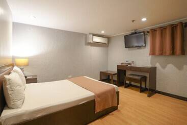 Arzo Hotel Manila