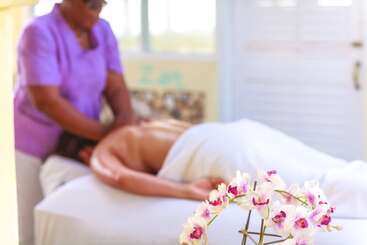 Franklyn D Resort & Spa All Inclusive