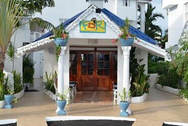 Franklyn D Resort & Spa All Inclusive