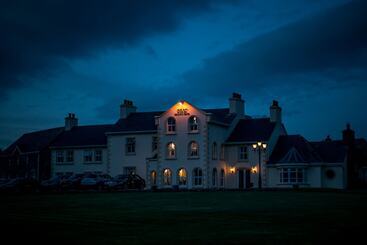 هتل Aran View Country House