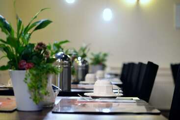 هتل Best Western Dam Square Inn