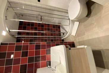 هتل Best Western Dam Square Inn