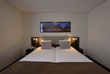 هتل Best Western Dam Square Inn