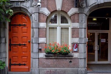 هتل Best Western Dam Square Inn