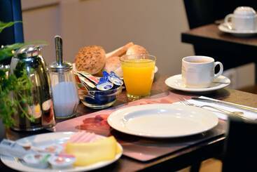 هتل Best Western Dam Square Inn