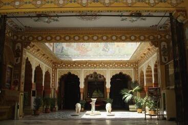 酒店 Bissau Palace