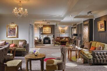 Castlecourt Hotel, Spa & Leisure
