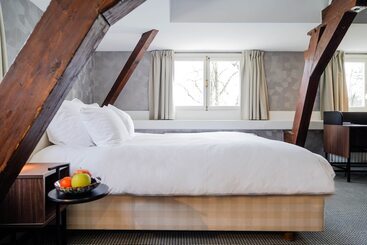 هتل Central Park Voorburg   Relais & Chateaux