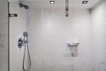 هتل Central Park Voorburg   Relais & Chateaux