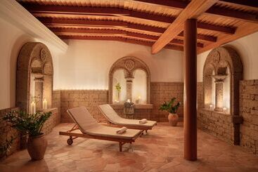 هتل Carbona Thermal Spa