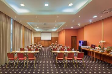 هتل Verdi Budapest Aquincum