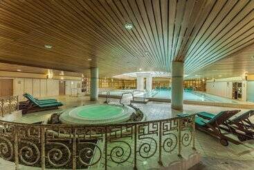هتل Verdi Budapest Aquincum