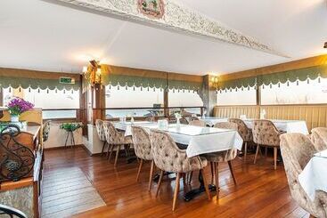 Alzer Hotel Special Class