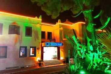 هتل Atrium